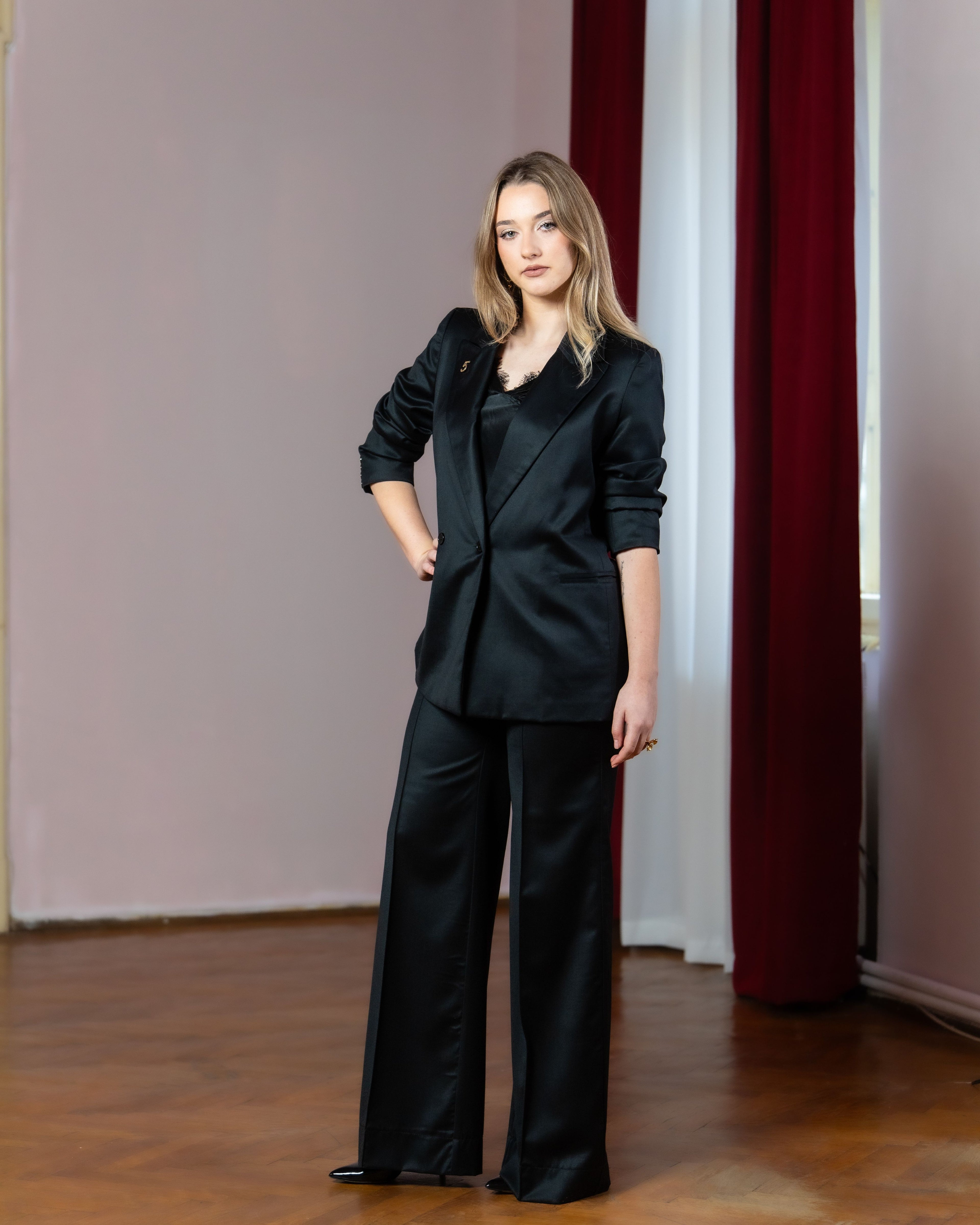 Costumul Orion